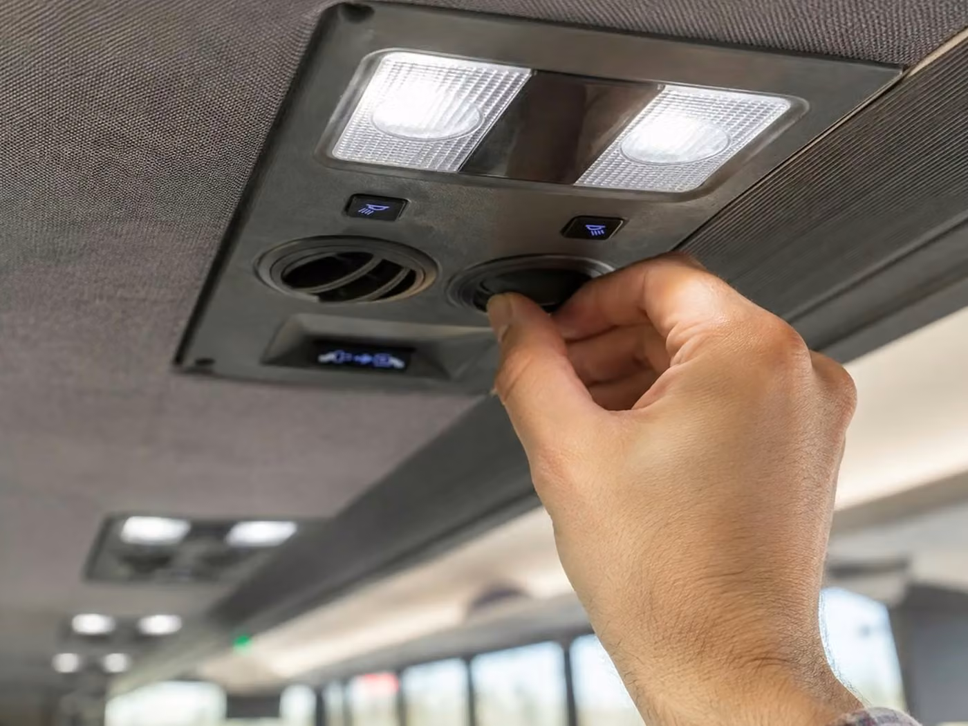 lagrange 30 passenger minibus air conditioning