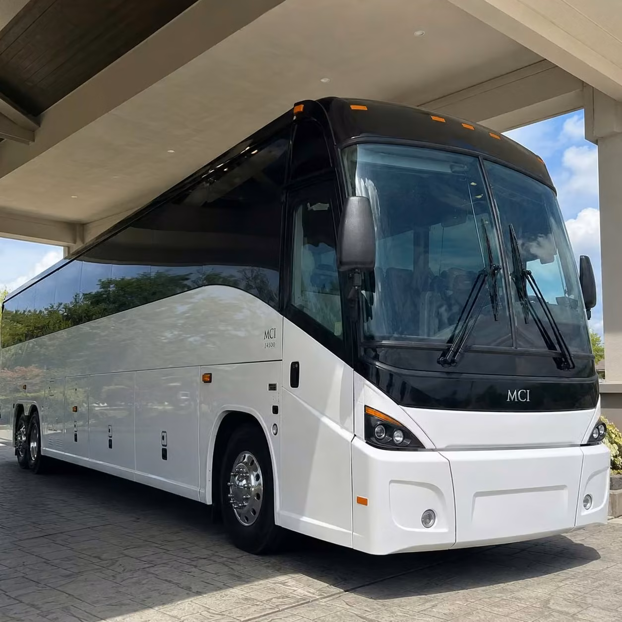 lagrange charter buses for emergency transportation services