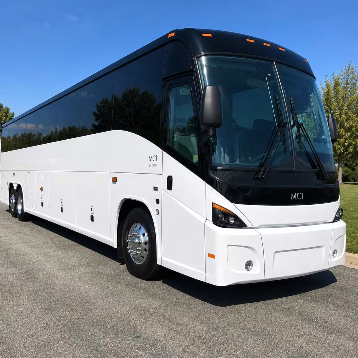 lagrange corporate event bus rentals for lagrange team building and dinners