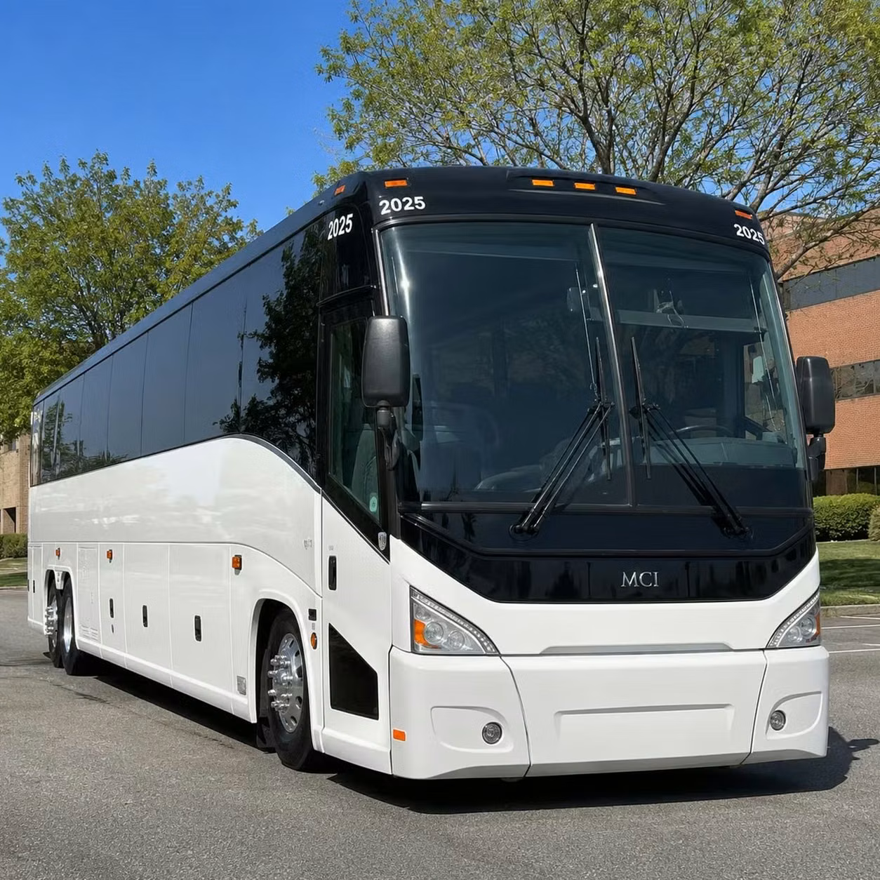 lagrange shuttles to special events and dinners